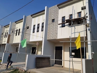 affodable townhouse for sale in banaba san mateo