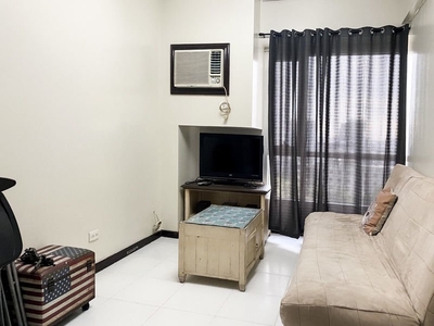 Condo Unit for Lease in The Columns Ayala, Makati