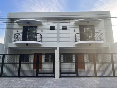 For Sale 4 Bedrooms Townhouse for Sale in BF Resort Village Las Pinas - AB