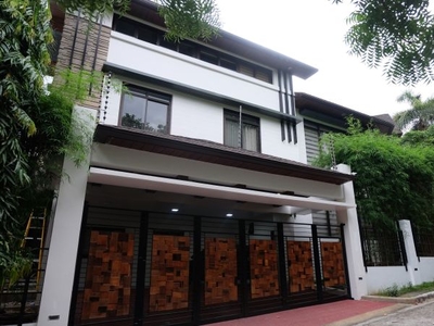 For Sale : 6-Bedroom House in Monteverde Royale, Taytay, Rizal