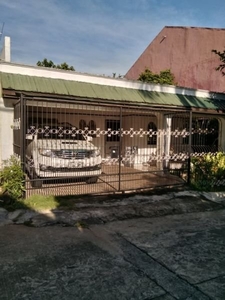 FOR SALE QUEZON CITY HOUSE AND LOT