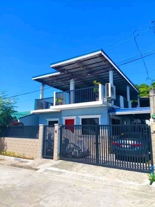 HOUSE and LOT FOR SALE @ Queens Row Bacoor Cavite!
