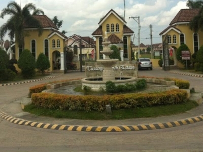 House for rent Single attached with extra lot and car port in Tarlac City