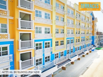 For Sale! 1 Bedroom unit w/ balcony at PINEVALE