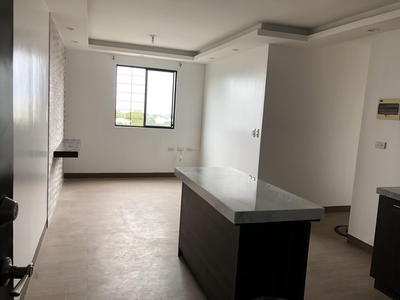 3BR 76sqm for Lease/Sale