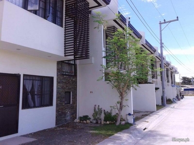 Affordable 3 Bedroom Townhouse for sale in Basak, Lapu-lapu Cebu