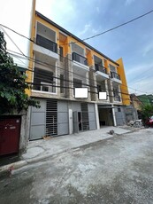 Townhouse For Sale In San Andres, Manila