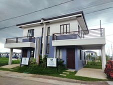 2BR Duplex with Balcony Fully Finished in Santo Tomas Lilipatan Na Lang