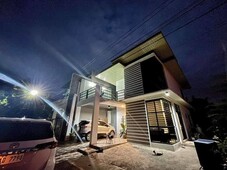 4BR HOUSE FOR SALE IN UPTOWN CDO CAGAYAN DE ORO CITY NEAR SM