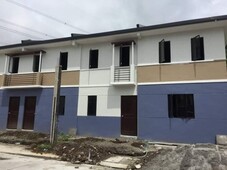 Fully Finshed House Townhouse in Santo Tomas Lilipatan Nalang