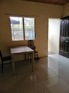 1 Bedroom Apartment with Bathroom For Rent at Alasas Village, San Fernando