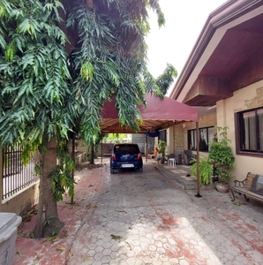 For Salel 3 Bedroom House 2 storey with roof deck overlooking the city
