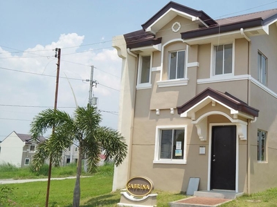 House and lot for sale single attached in calamba laguna near camp vicente