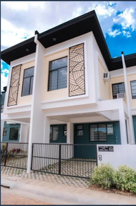 Townhouse For Sale In Palo-alto, Calamba