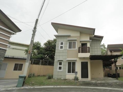 Townhouse For Sale In Pulung Cacutud, Angeles