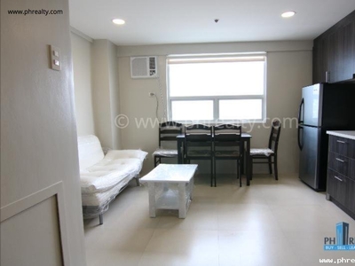 2 BR Condo For Resale in Gilmore Tower