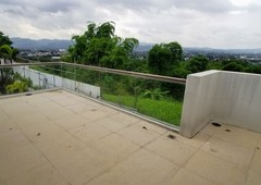 Ayala Heights House & Lot with Overlooking View
