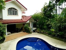 FOR SALE: 5 Bedroom Home with Swimming Pool