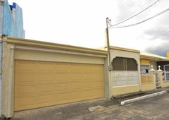 FULLY FURNISHED PRE-OWNED CORNER HOUSE &LOT BUNGALOW FOR SALE IN MARCELO GREEN PARA?AQUE CITY