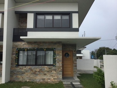 3BR house 10mins from Carmona Toll Of SLEX