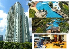 For rent Two Serendra Red Oak 1BR Fully Furnished 1 parking