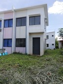RFO house and lot in Amarilyo crest inside Havila