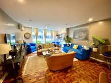 Beautiful & spacious furnished condo in the heart of Makati
