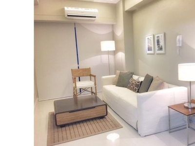 Fully Furnished 1BR for Rent at Signa Designer Residences Makati