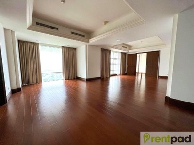 Spacious 4BR at Discovery Primea Makati for Rent