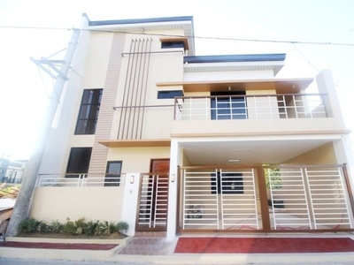 House and Lot for sale in Greenwoods Pasig