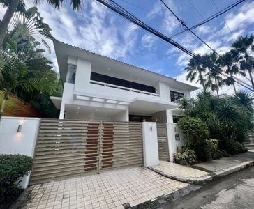House and Lot for Sale With Swimming Pool at Loyola Grand Villas, Quezon City