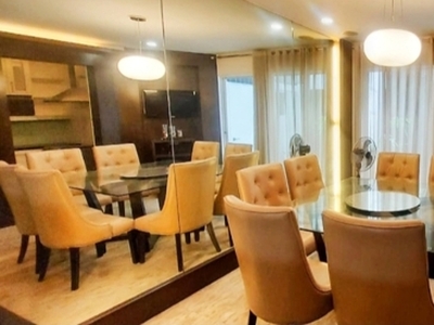 Townhouse For Rent In Diliman, Quezon City