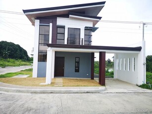 4 Bedroom Single Detached House and Lot near SM Consolacion