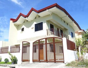 Overlooking House and Lot in Consolacion Cebu