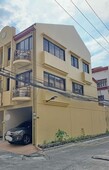 3 story townhouse 3 bedrooms 3 t&b OPEN FOR FOREIGN BUYERS