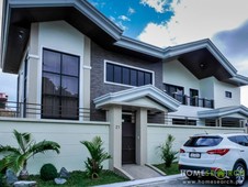 560sqm Massive House in BF Paranaque For Sale or Rent