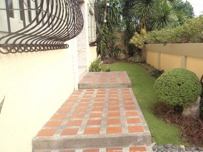 5BR House for Rent in Valle Verde 5, Pasig
