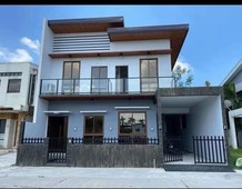 4 BEDROOM HOUSE AND LOT WITH SWIMMING POOL
