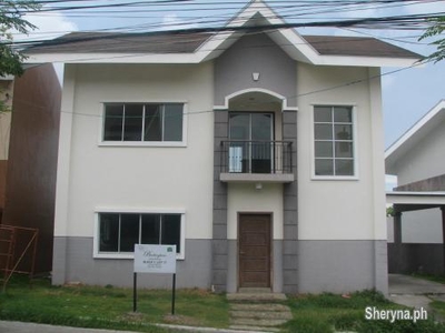 Residential Home in Guadalupe 5 Bedrooms