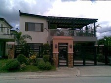 4BR house w/ big balcony and car For Sale Philippines