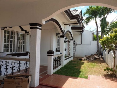 2sty 4br in BF Homes Paranaque City