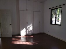For Sale and For Rent: Bungalow House in Bf Homes Las Pinas