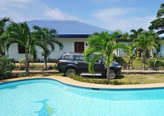 Panglao lot for sale or lease near beach including 3 houses