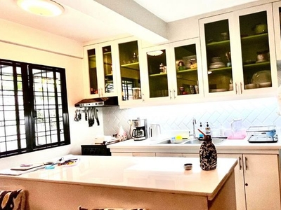 5BR House for Sale in Loyola Grand Mansion, Marikina City