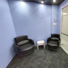 Office For Sale In San Lorenzo, Makati