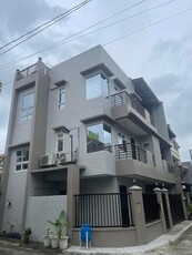 Townhouse For Sale In Tandang Sora, Quezon City