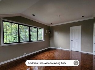House For Sale In Addition Hills, Mandaluyong