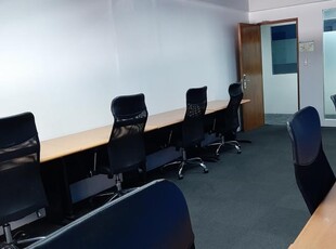 Serviced Office for Rent in Makati 26sqm