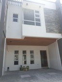 BFRV 4BR MODERN TRIPLEX HOUSE AND LOT FOR SALE!