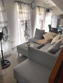 For Rent: Fully Furnished Modern 3 Storey Residential Triplex Unit in B.F. Homes, Para?aque (Jackielouville Subd.)